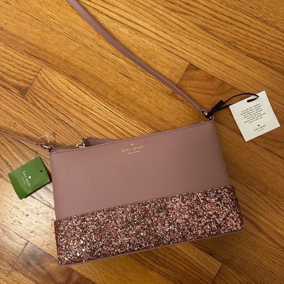 NWT Kate Spade Rose Gold Glitter Crossbody Bag - Picture 2 of 5